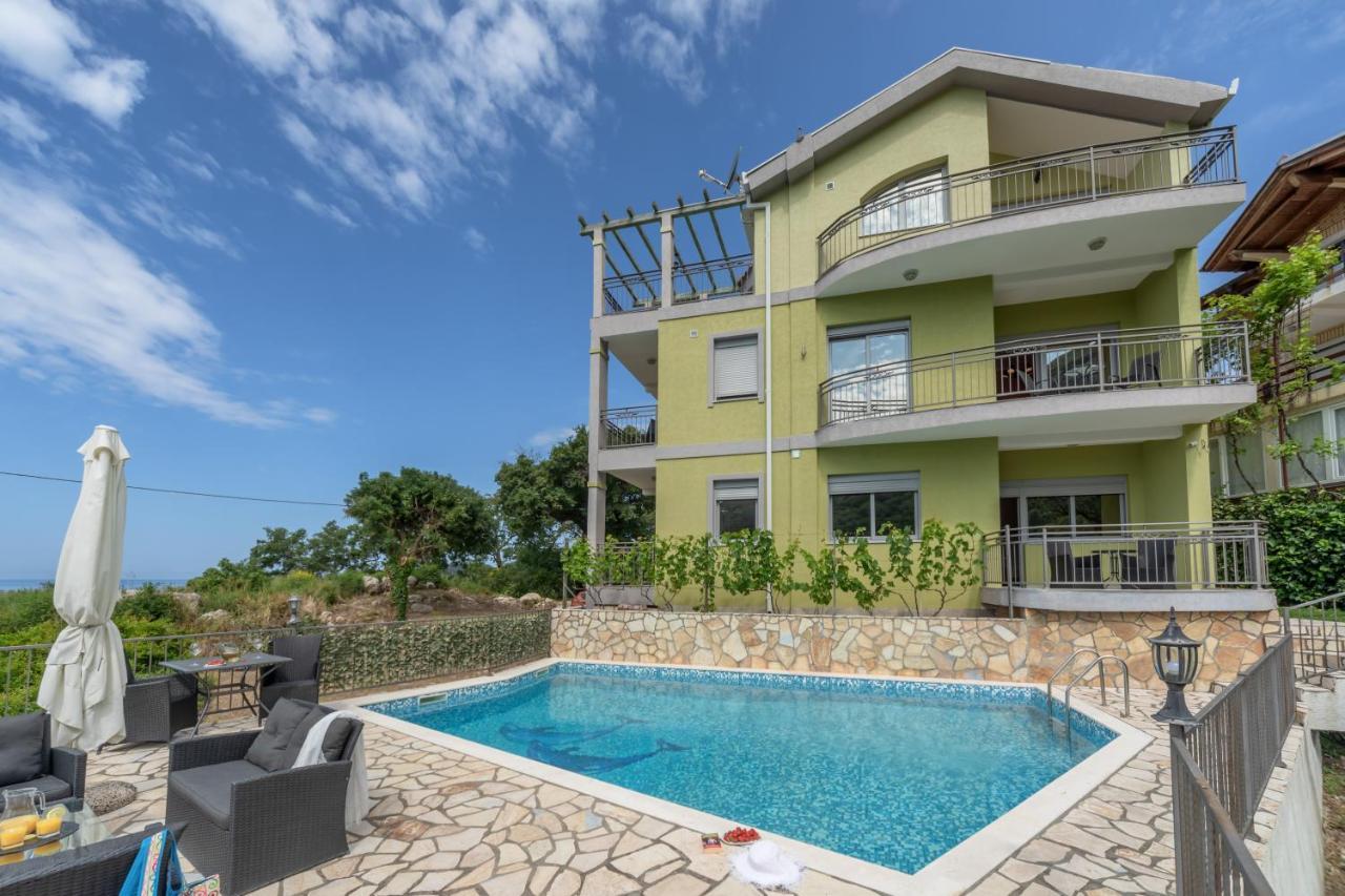 Villa Montenegrina Petrovac ภายนอก รูปภาพ