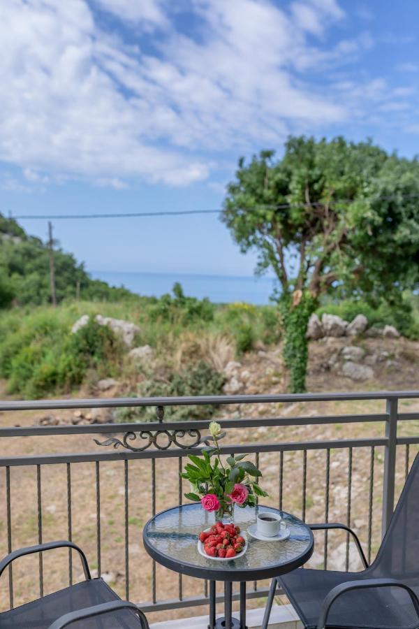 Villa Montenegrina Petrovac ภายนอก รูปภาพ